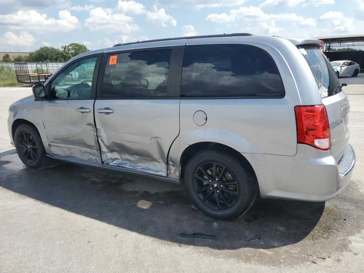 Автомобиль DODGE GRAND CARAVAN GT 2019 | GrandCar Автомобиль DODGE GRAND CARAVAN GT 2019 | GrandCar