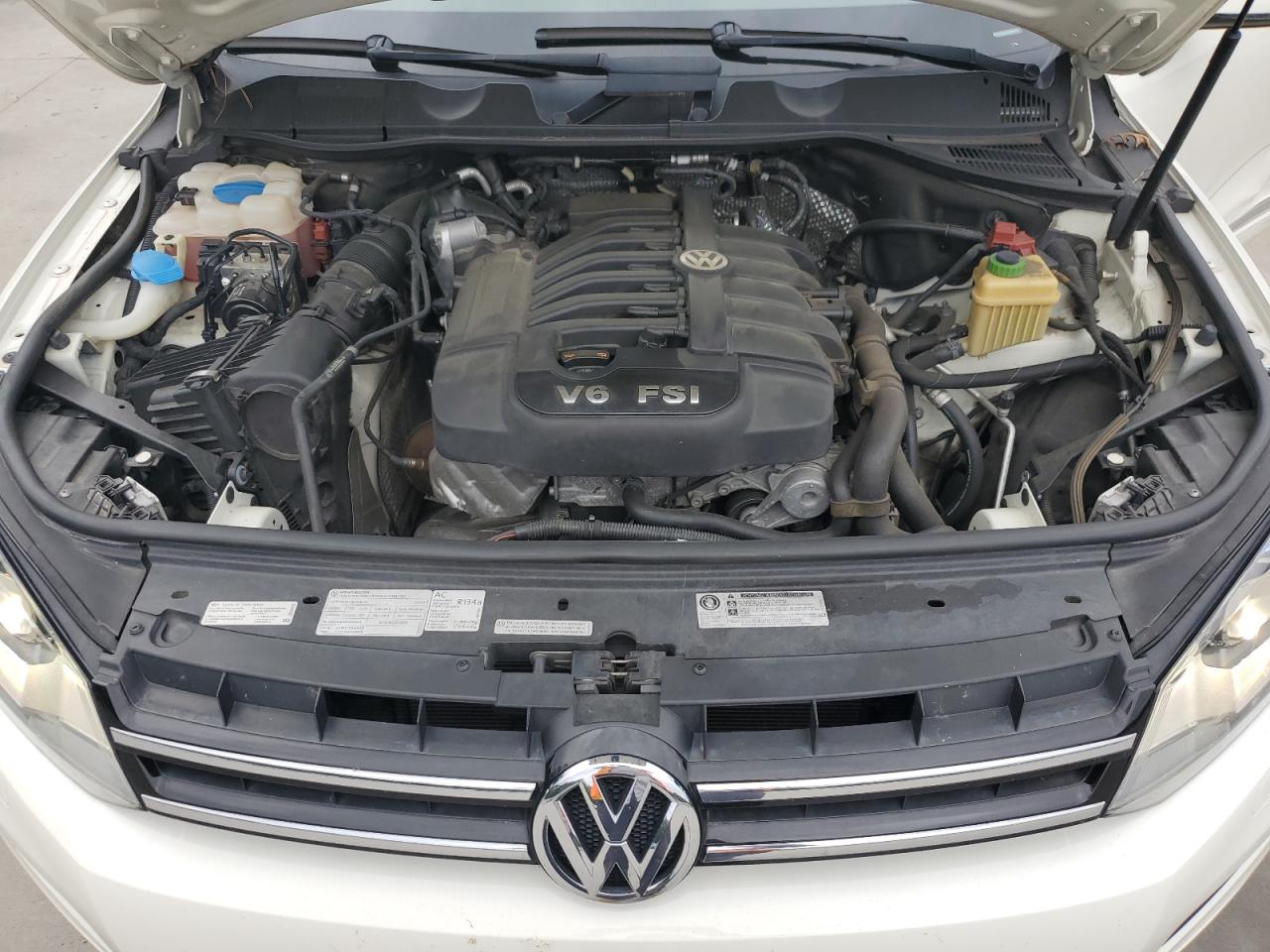 Автомобіль VOLKSWAGEN TOUAREG V6 2012 | GrandCar Автомобіль VOLKSWAGEN TOUAREG V6 2012 | GrandCar