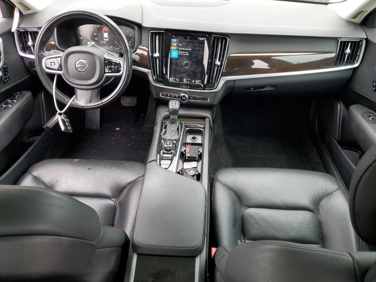 Автомобіль VOLVO S90 T5 MOMENTUM 2018 | GrandCar Автомобіль VOLVO S90 T5 MOMENTUM 2018 | GrandCar