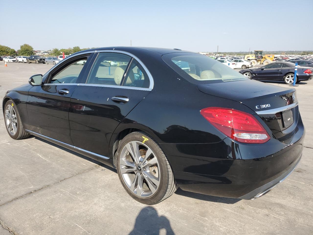 Автомобіль MERCEDES-BENZ C 300 2017 | GrandCar Автомобіль MERCEDES-BENZ C 300 2017 | GrandCar