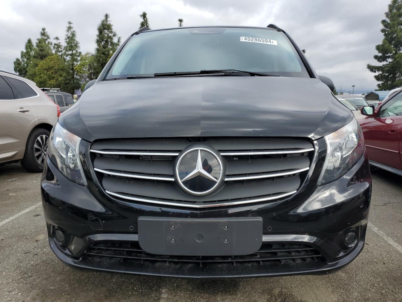 Автомобіль MERCEDES-BENZ METRIS 2022 | GrandCar Автомобіль MERCEDES-BENZ METRIS 2022 | GrandCar