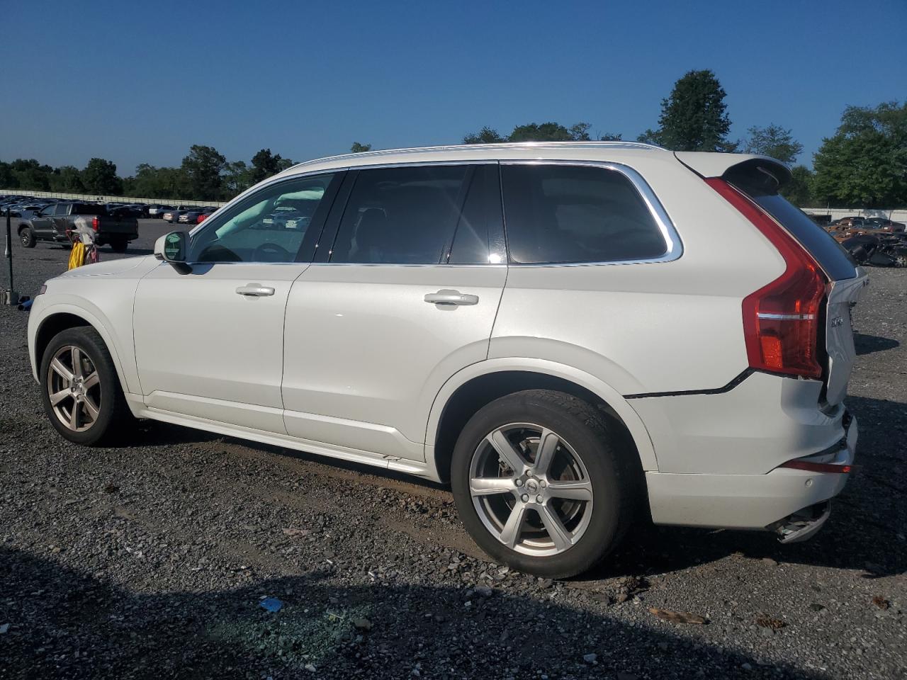 Автомобіль VOLVO XC90 T5 MOMENTUM 2021 | GrandCar Автомобіль VOLVO XC90 T5 MOMENTUM 2021 | GrandCar