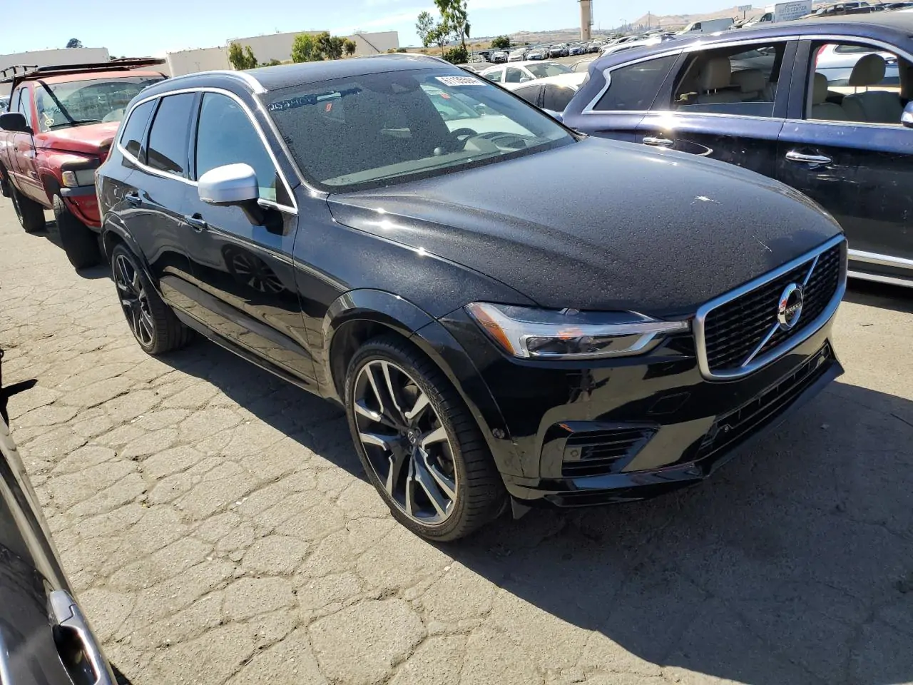 Автомобіль VOLVO XC60 T8 R-DESIGN 2018 | GrandCar Автомобіль VOLVO XC60 T8 R-DESIGN 2018 | GrandCar