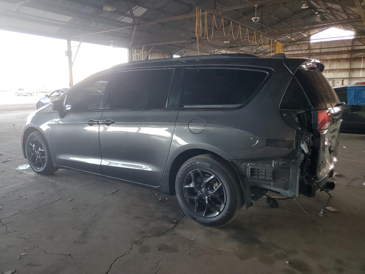 Автомобіль CHRYSLER PACIFICA TOURING L PLUS 2020 | GrandCar Автомобіль CHRYSLER PACIFICA TOURING L PLUS 2020 | GrandCar