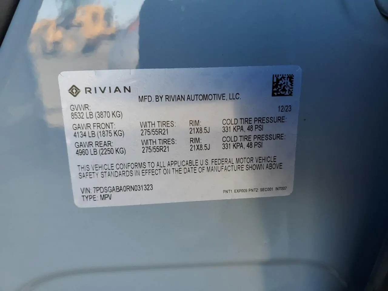 Автомобиль RIVIAN R1S ADVENTURE 2024 | GrandCar Автомобиль RIVIAN R1S ADVENTURE 2024 | GrandCar