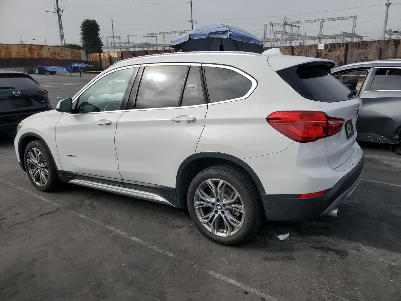 Автомобиль BMW X1 XDRIVE28I 2017 | GrandCar Автомобиль BMW X1 XDRIVE28I 2017 | GrandCar