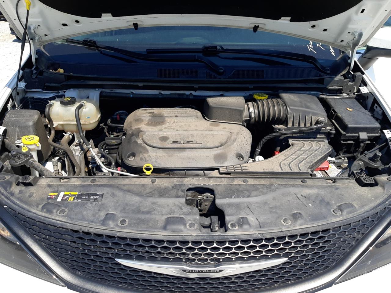 Автомобиль CHRYSLER VOYAGER LX 2022 | GrandCar Автомобиль CHRYSLER VOYAGER LX 2022 | GrandCar