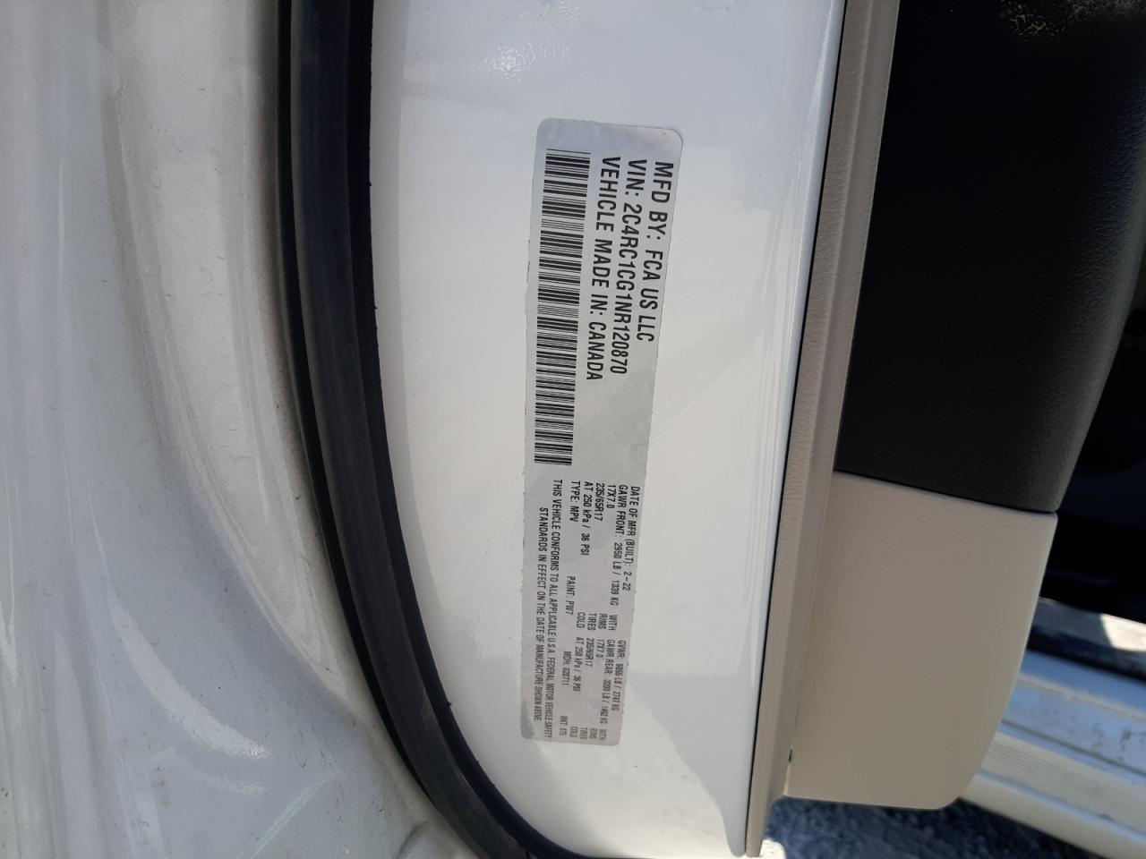 Автомобиль CHRYSLER VOYAGER LX 2022 | GrandCar Автомобиль CHRYSLER VOYAGER LX 2022 | GrandCar