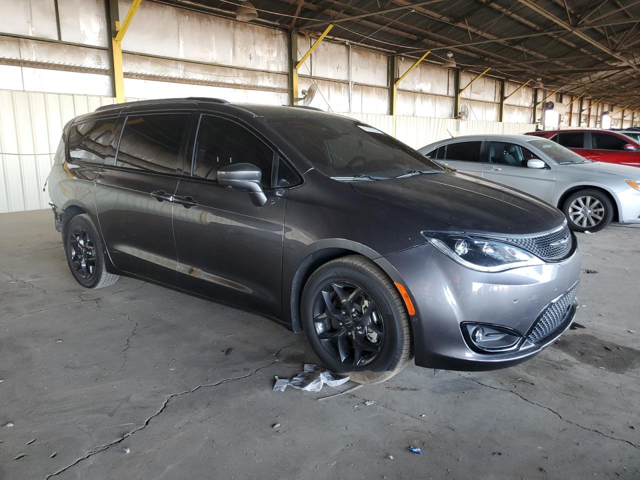 Автомобіль CHRYSLER PACIFICA TOURING L PLUS 2020 | GrandCar Автомобіль CHRYSLER PACIFICA TOURING L PLUS 2020 | GrandCar