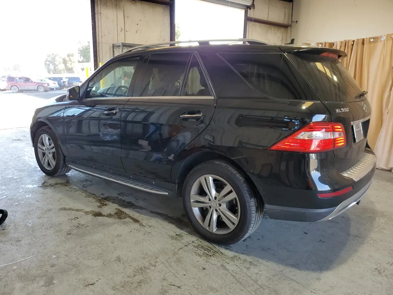 Автомобиль MERCEDES-BENZ ML 350 4MATIC 2014 | GrandCar Автомобиль MERCEDES-BENZ ML 350 4MATIC 2014 | GrandCar