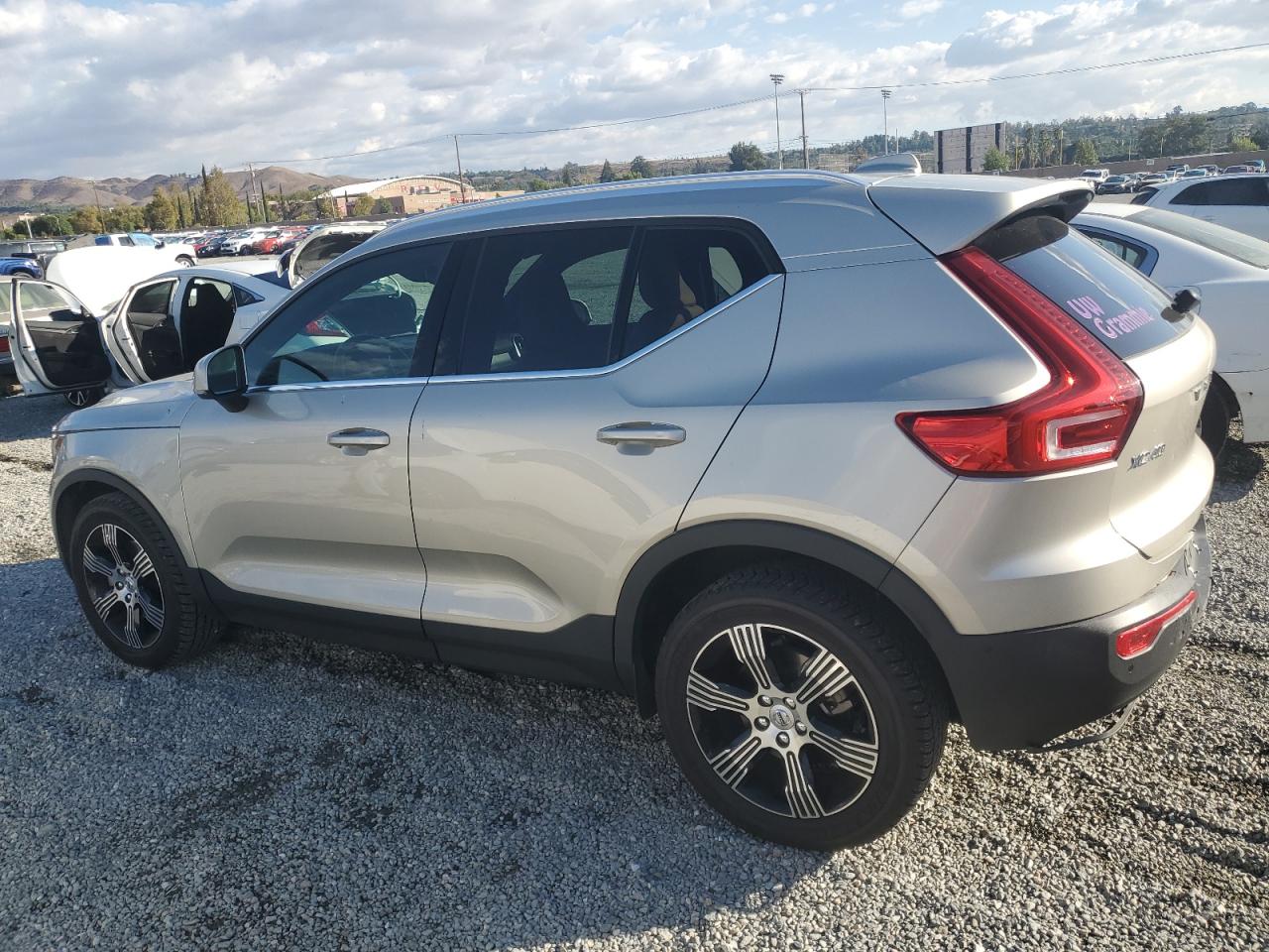 Автомобиль VOLVO XC40 T5 INSCRIPTION 2019 | GrandCar Автомобиль VOLVO XC40 T5 INSCRIPTION 2019 | GrandCar