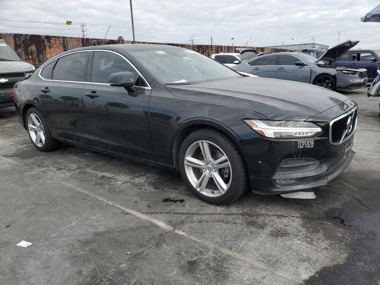 Автомобіль VOLVO S90 T5 MOMENTUM 2018 | GrandCar Автомобіль VOLVO S90 T5 MOMENTUM 2018 | GrandCar