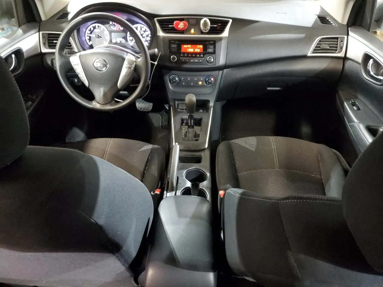 Автомобіль NISSAN SENTRA S 2016 | GrandCar Автомобіль NISSAN SENTRA S 2016 | GrandCar