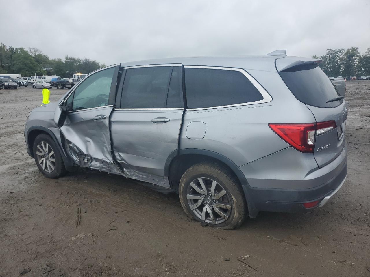 Автомобіль HONDA PILOT EX 2021 | GrandCar Автомобіль HONDA PILOT EX 2021 | GrandCar