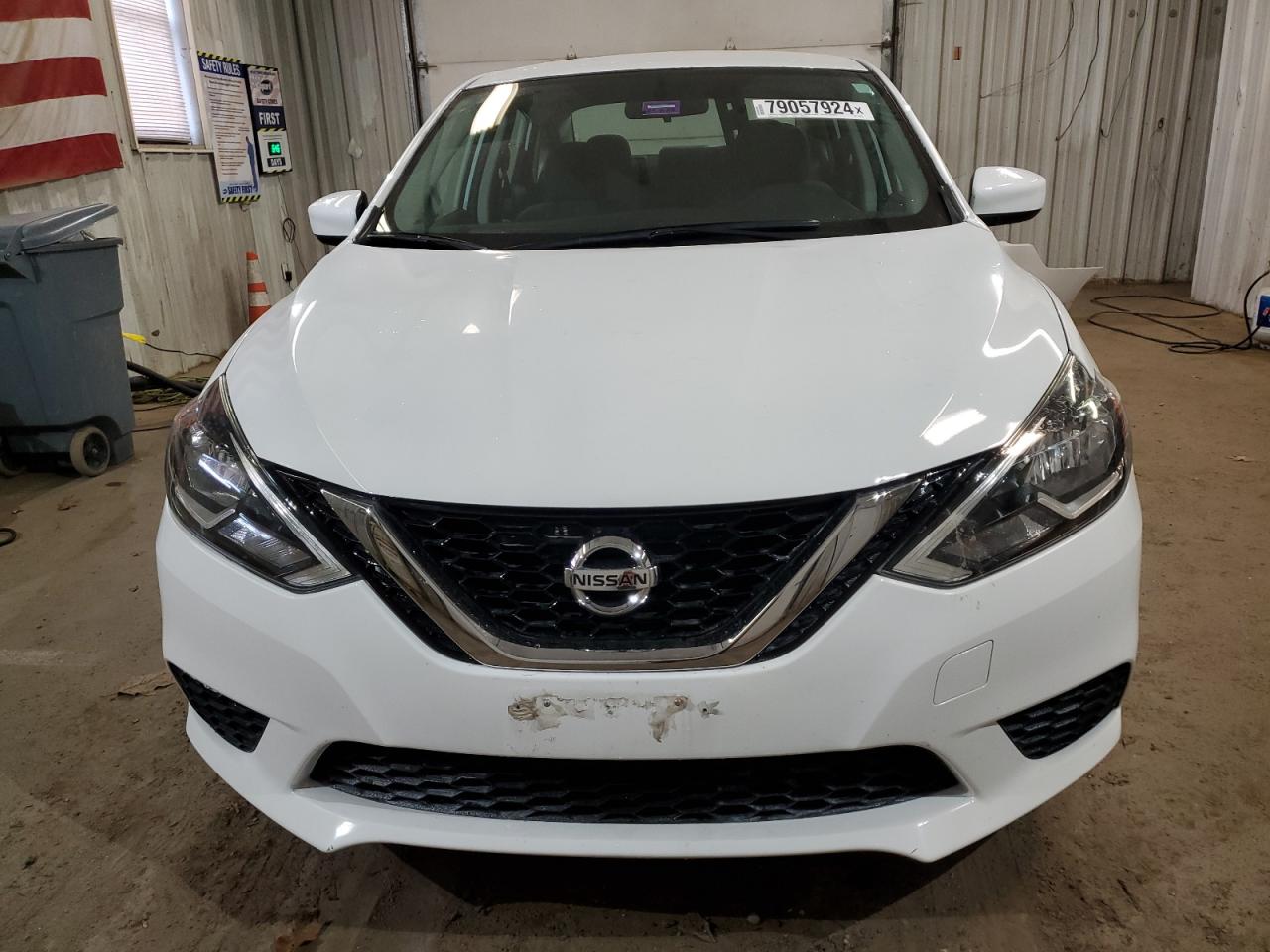 Автомобіль NISSAN SENTRA S 2016 | GrandCar Автомобіль NISSAN SENTRA S 2016 | GrandCar