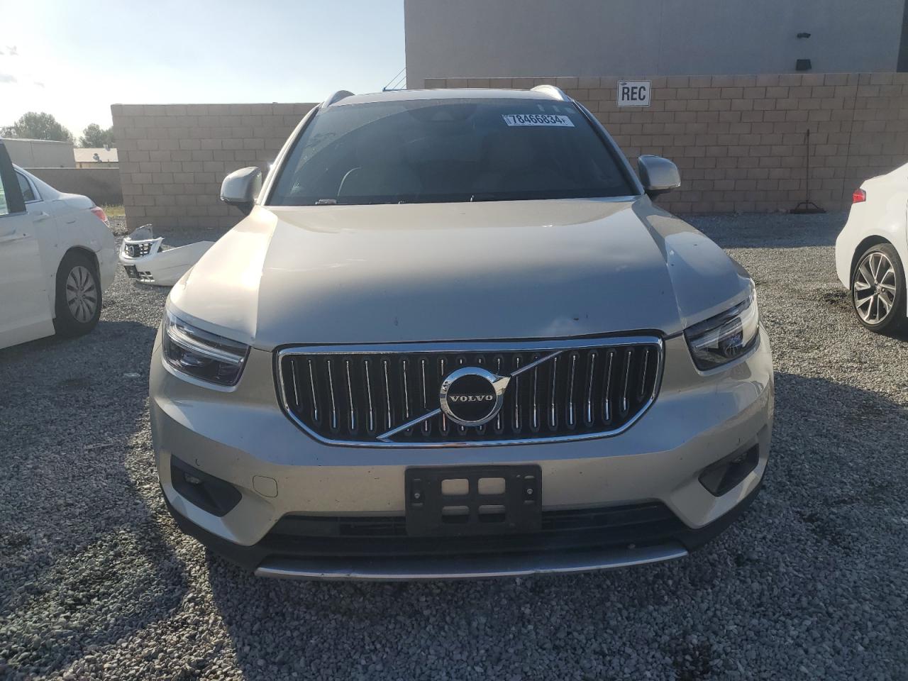 Автомобиль VOLVO XC40 T5 INSCRIPTION 2019 | GrandCar Автомобиль VOLVO XC40 T5 INSCRIPTION 2019 | GrandCar
