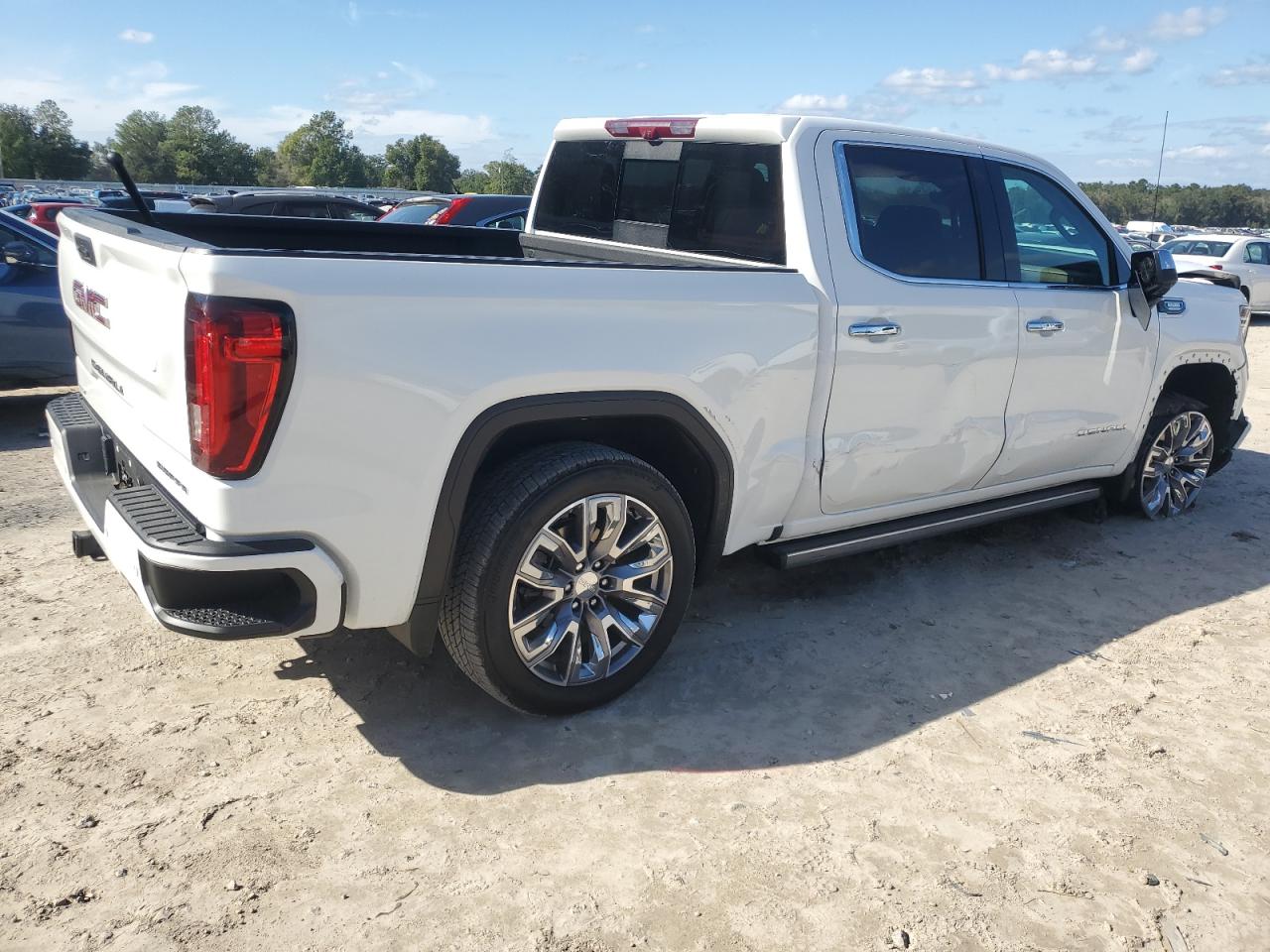 Автомобіль GMC SIERRA K1500 DENALI 2024 | GrandCar Автомобіль GMC SIERRA K1500 DENALI 2024 | GrandCar