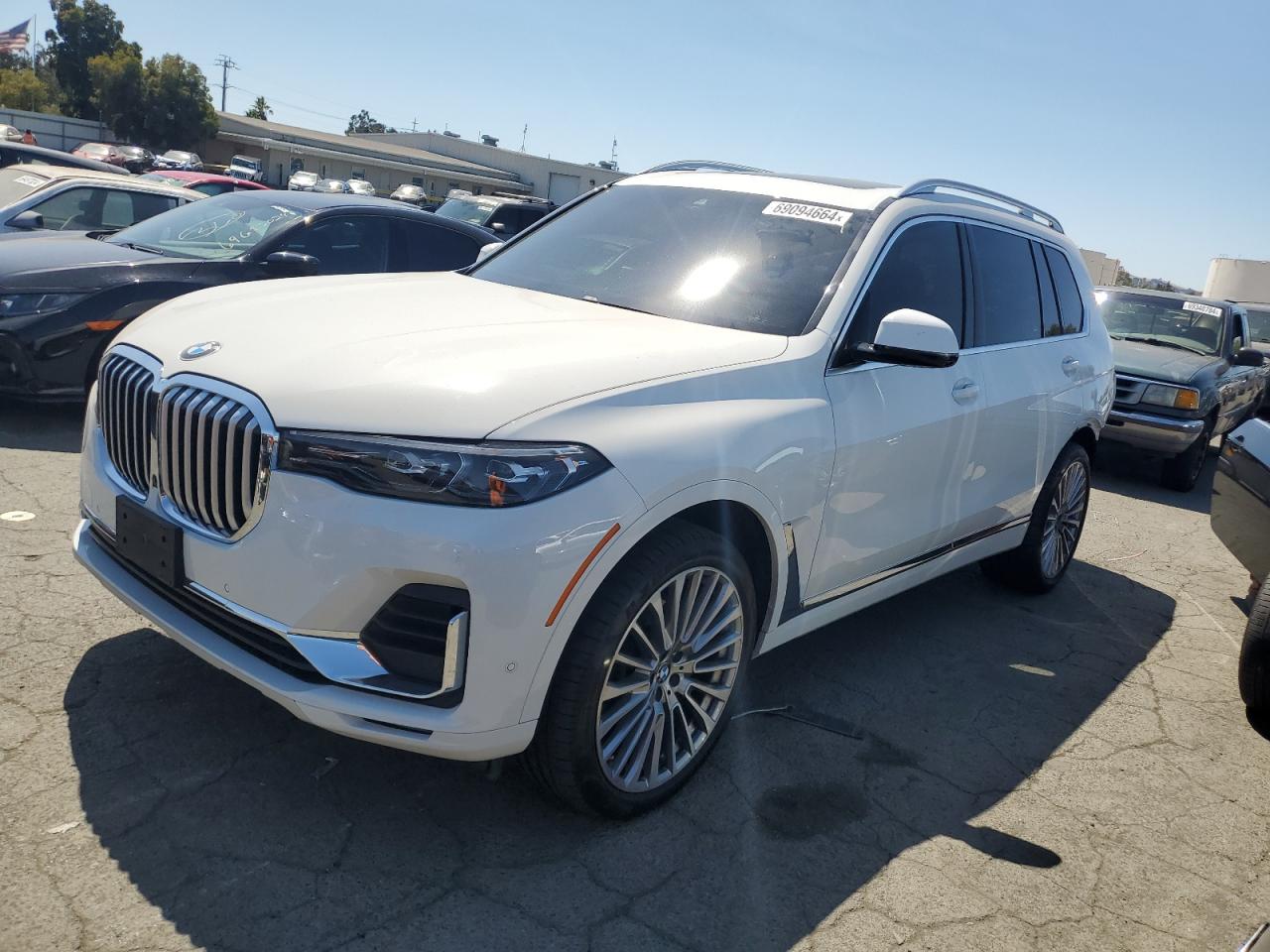 Автомобіль BMW X7 XDRIVE40I 2022 | GrandCar Автомобіль BMW X7 XDRIVE40I 2022 | GrandCar
