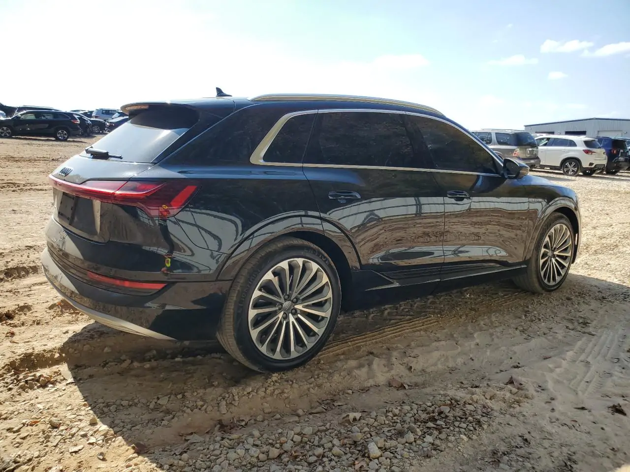 Автомобіль AUDI E-TRON PRESTIGE 2019 | GrandCar Автомобіль AUDI E-TRON PRESTIGE 2019 | GrandCar