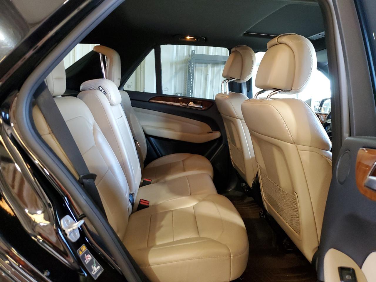 Автомобиль MERCEDES-BENZ ML 350 4MATIC 2014 | GrandCar Автомобиль MERCEDES-BENZ ML 350 4MATIC 2014 | GrandCar