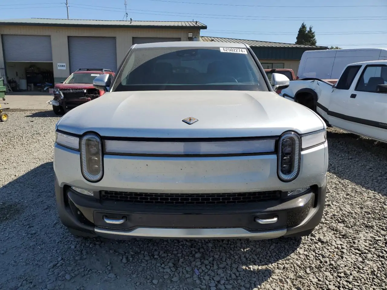 Автомобиль RIVIAN R1T ADVENTURE 2023 | GrandCar Автомобиль RIVIAN R1T ADVENTURE 2023 | GrandCar