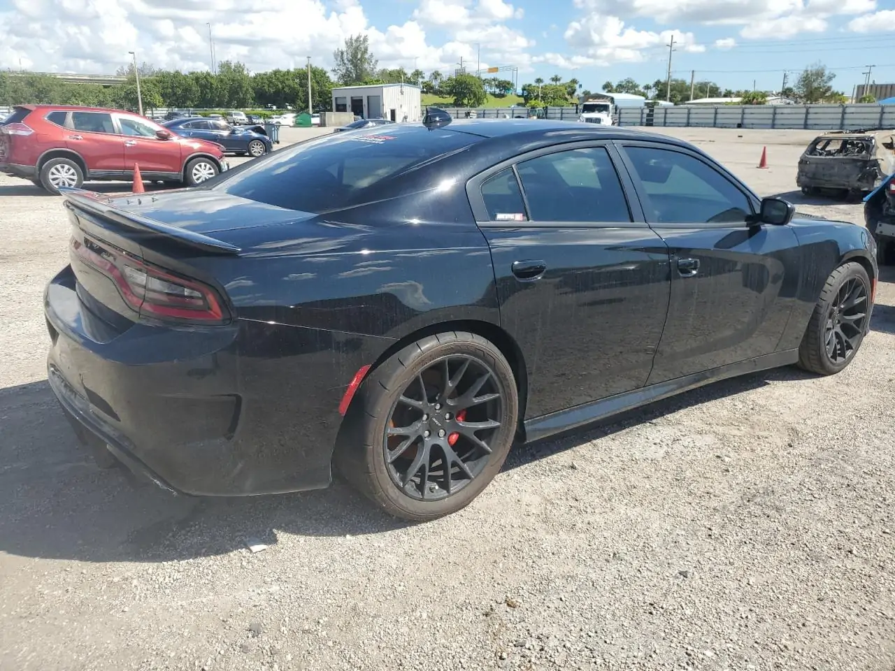 Автомобиль DODGE CHARGER SRT HELLCAT 2016 | GrandCar Автомобиль DODGE CHARGER SRT HELLCAT 2016 | GrandCar