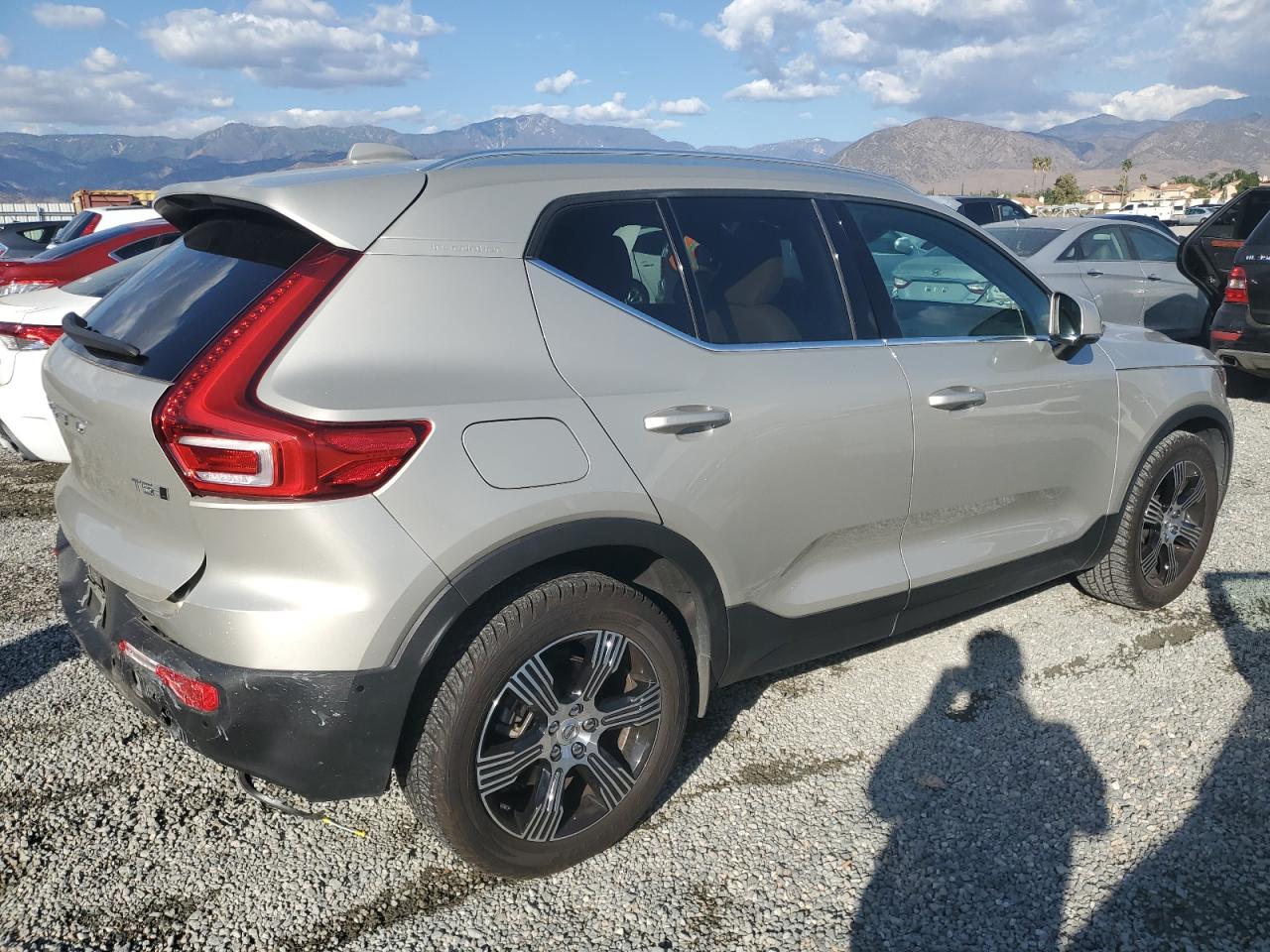 Автомобиль VOLVO XC40 T5 INSCRIPTION 2019 | GrandCar Автомобиль VOLVO XC40 T5 INSCRIPTION 2019 | GrandCar