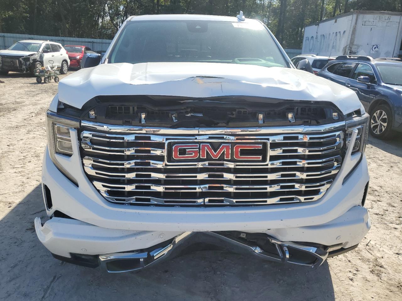 Автомобіль GMC SIERRA K1500 DENALI 2024 | GrandCar Автомобіль GMC SIERRA K1500 DENALI 2024 | GrandCar