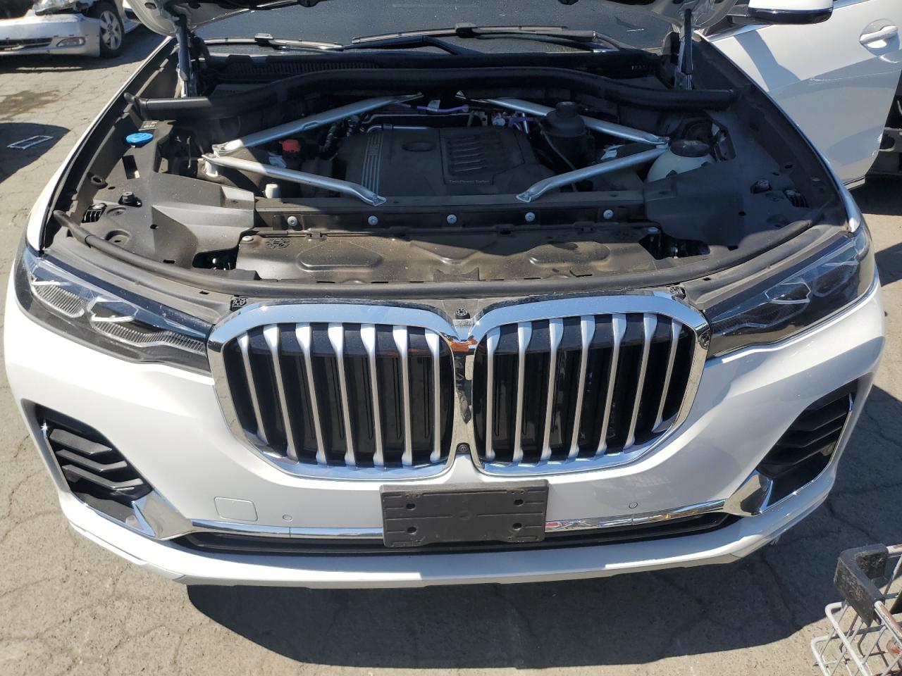 Автомобіль BMW X7 XDRIVE40I 2022 | GrandCar Автомобіль BMW X7 XDRIVE40I 2022 | GrandCar
