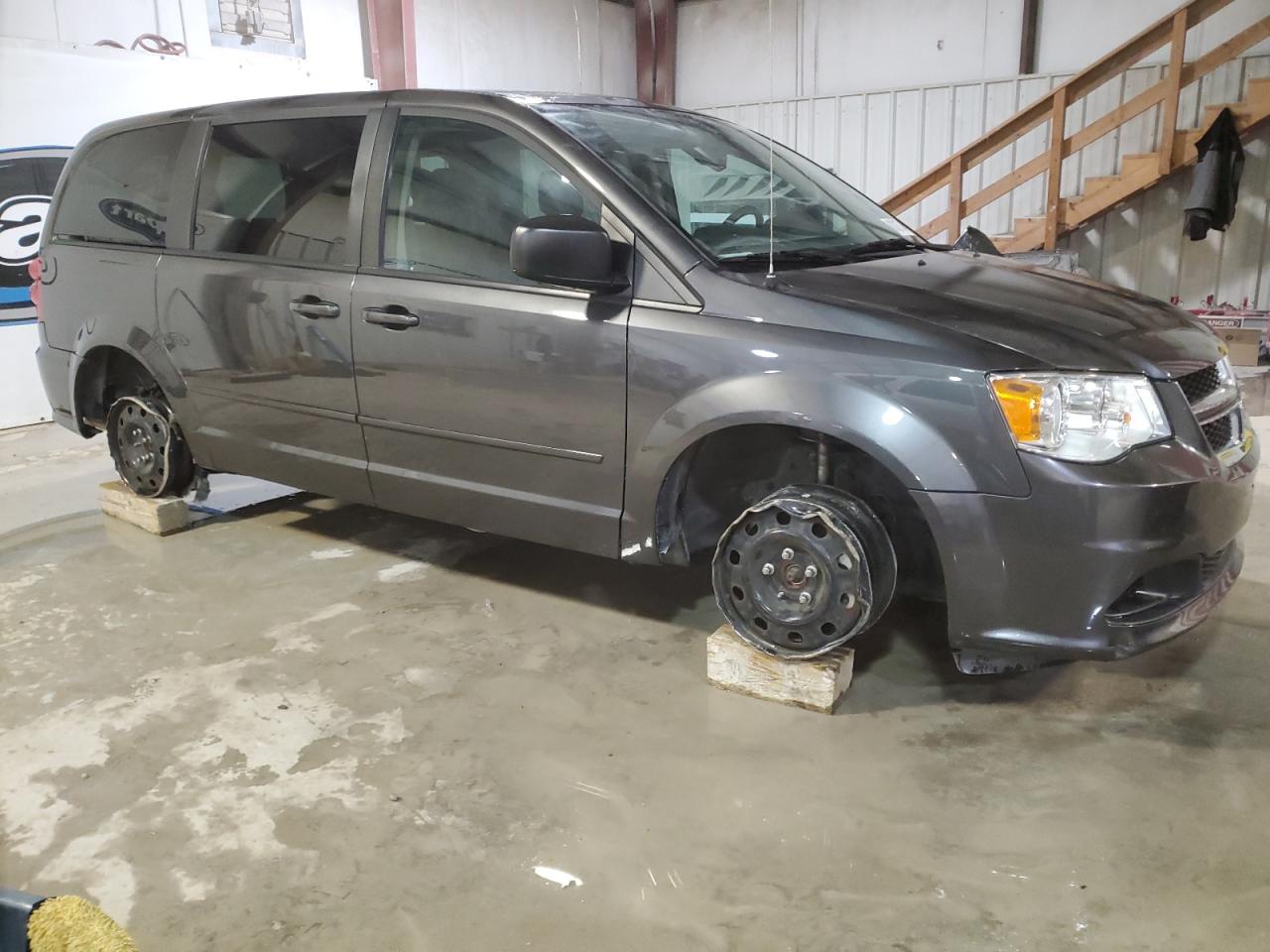 Автомобиль DODGE GRAND CARAVAN SE 2017 | GrandCar Автомобиль DODGE GRAND CARAVAN SE 2017 | GrandCar