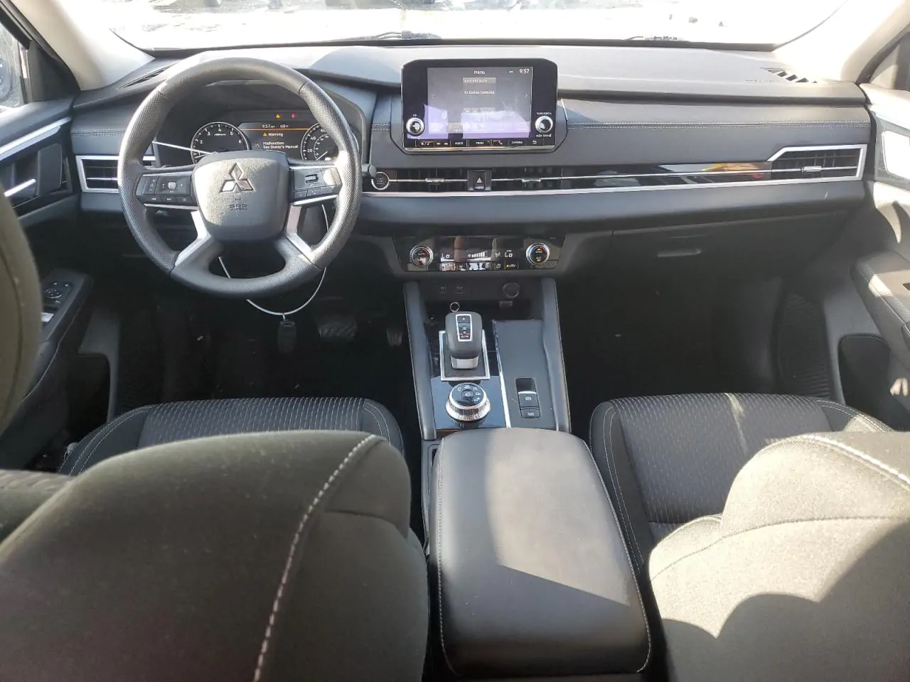 Автомобиль MITSUBISHI OUTLANDER ES 2022 | GrandCar Автомобиль MITSUBISHI OUTLANDER ES 2022 | GrandCar