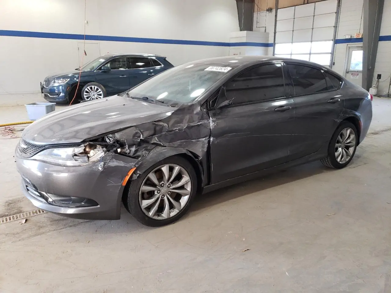 Автомобиль CHRYSLER 200 S 2015 | GrandCar Автомобиль CHRYSLER 200 S 2015 | GrandCar