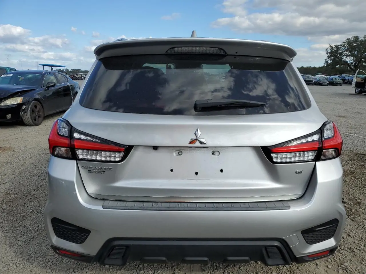 Автомобіль MITSUBISHI OUTLANDER SPORT GT 2021 | GrandCar Автомобіль MITSUBISHI OUTLANDER SPORT GT 2021 | GrandCar