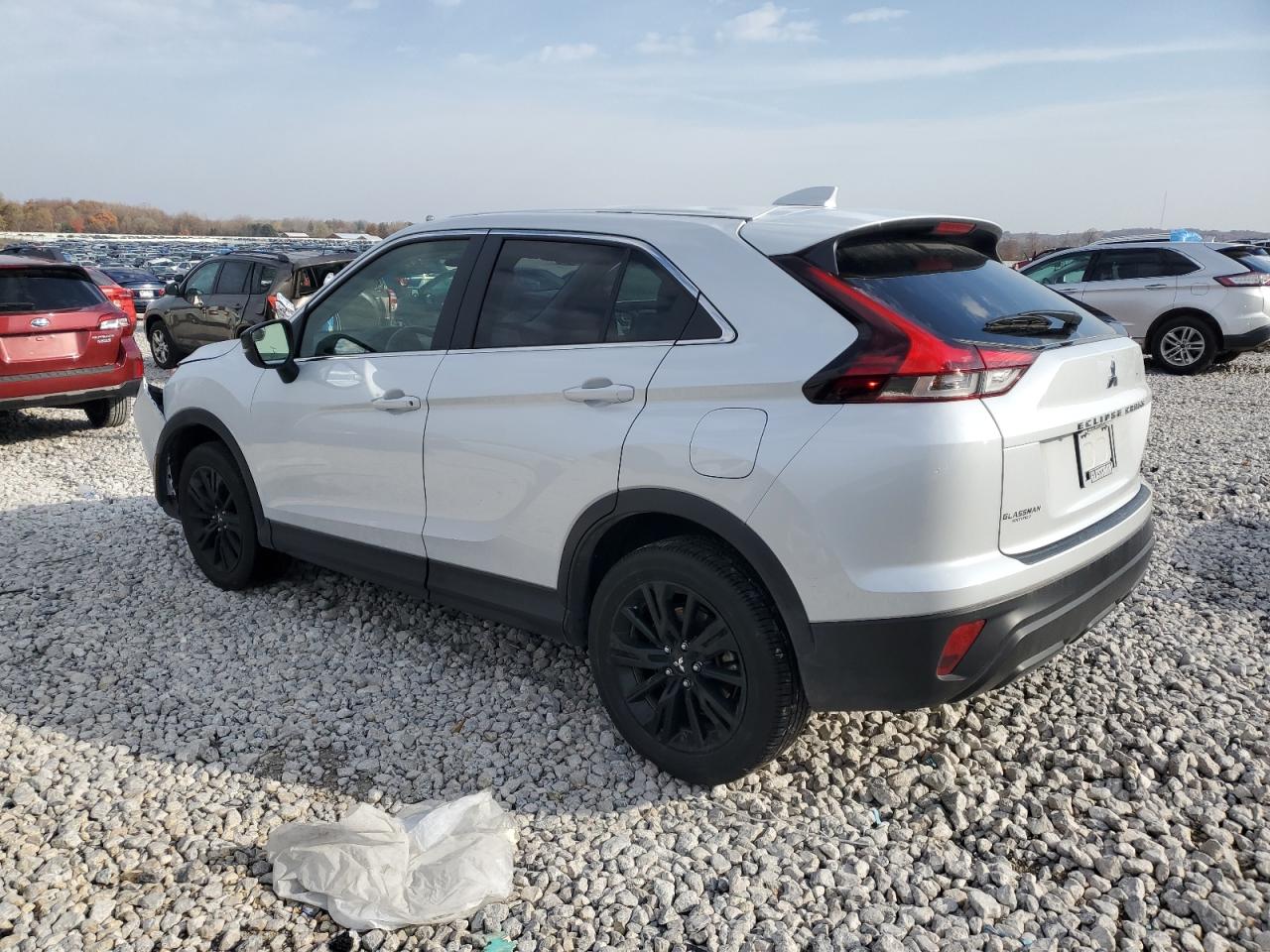 Автомобіль MITSUBISHI ECLIPSE CROSS LE 2023 | GrandCar Автомобіль MITSUBISHI ECLIPSE CROSS LE 2023 | GrandCar