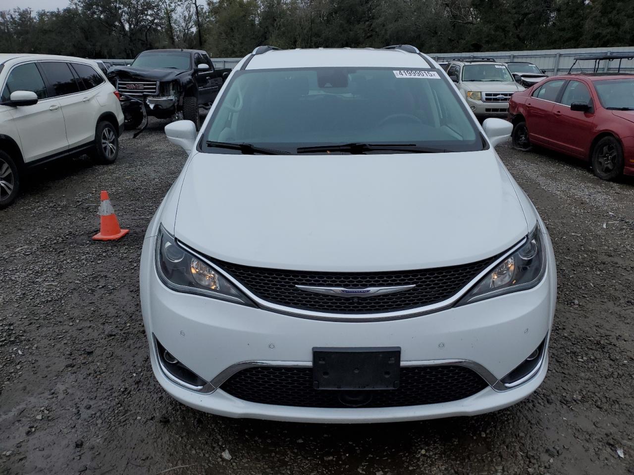 Автомобиль CHRYSLER PACIFICA TOURING L 2020 | GrandCar Автомобиль CHRYSLER PACIFICA TOURING L 2020 | GrandCar