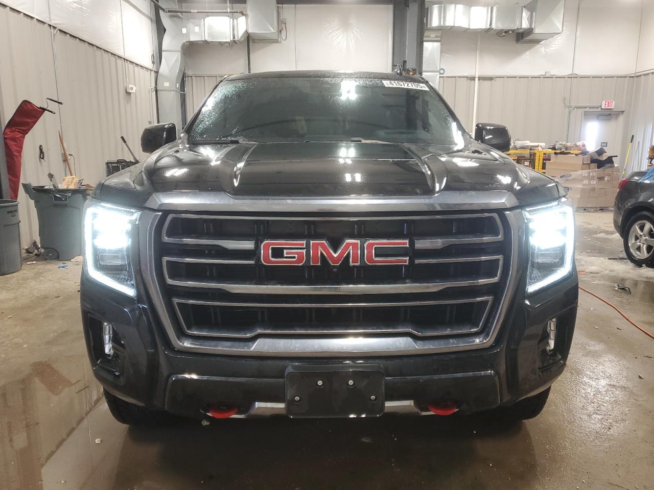 Автомобіль GMC YUKON AT4 2023 | GrandCar Автомобіль GMC YUKON AT4 2023 | GrandCar