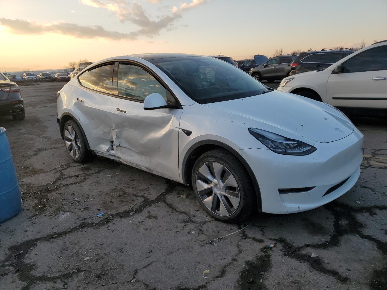 Автомобиль TESLA MODEL Y 2023 | GrandCar Автомобиль TESLA MODEL Y 2023 | GrandCar