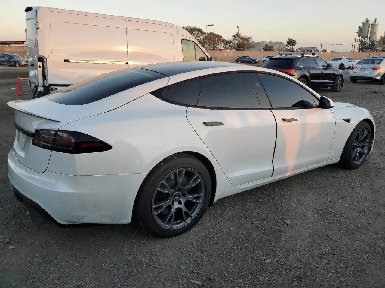Автомобиль TESLA MODEL S 2023 | GrandCar Автомобиль TESLA MODEL S 2023 | GrandCar