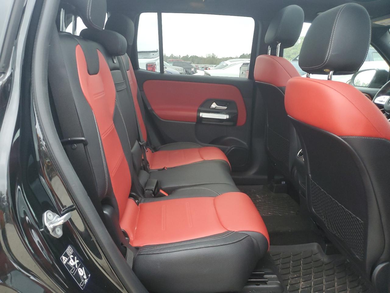 Автомобіль MERCEDES-BENZ GLB 250 2023 | GrandCar Автомобіль MERCEDES-BENZ GLB 250 2023 | GrandCar