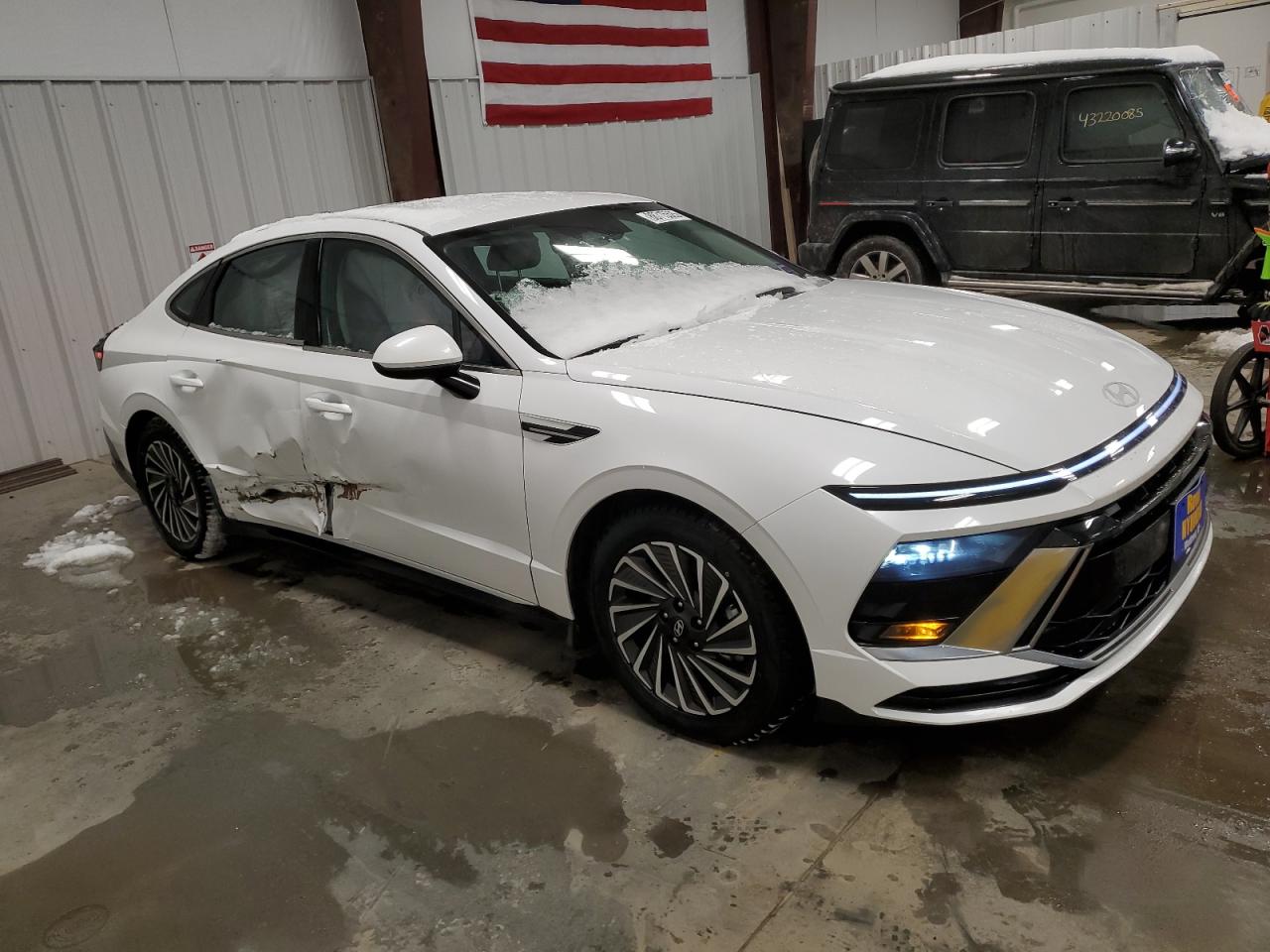 Автомобіль HYUNDAI SONATA HYBRID 2024 | GrandCar Автомобіль HYUNDAI SONATA HYBRID 2024 | GrandCar