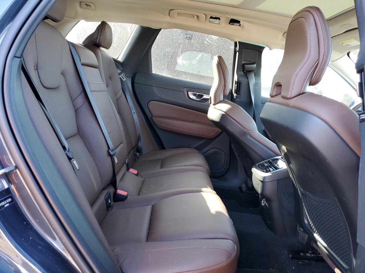 Автомобіль VOLVO XC60 T5 INSCRIPTION 2020 | GrandCar Автомобіль VOLVO XC60 T5 INSCRIPTION 2020 | GrandCar