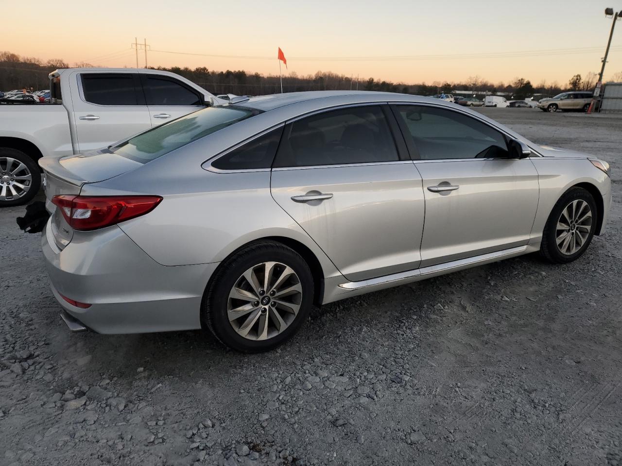 Автомобіль HYUNDAI SONATA SPORT 2015 | GrandCar Автомобіль HYUNDAI SONATA SPORT 2015 | GrandCar