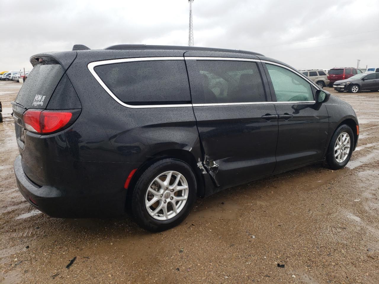 Автомобиль CHRYSLER VOYAGER LXI 2020 | GrandCar Автомобиль CHRYSLER VOYAGER LXI 2020 | GrandCar