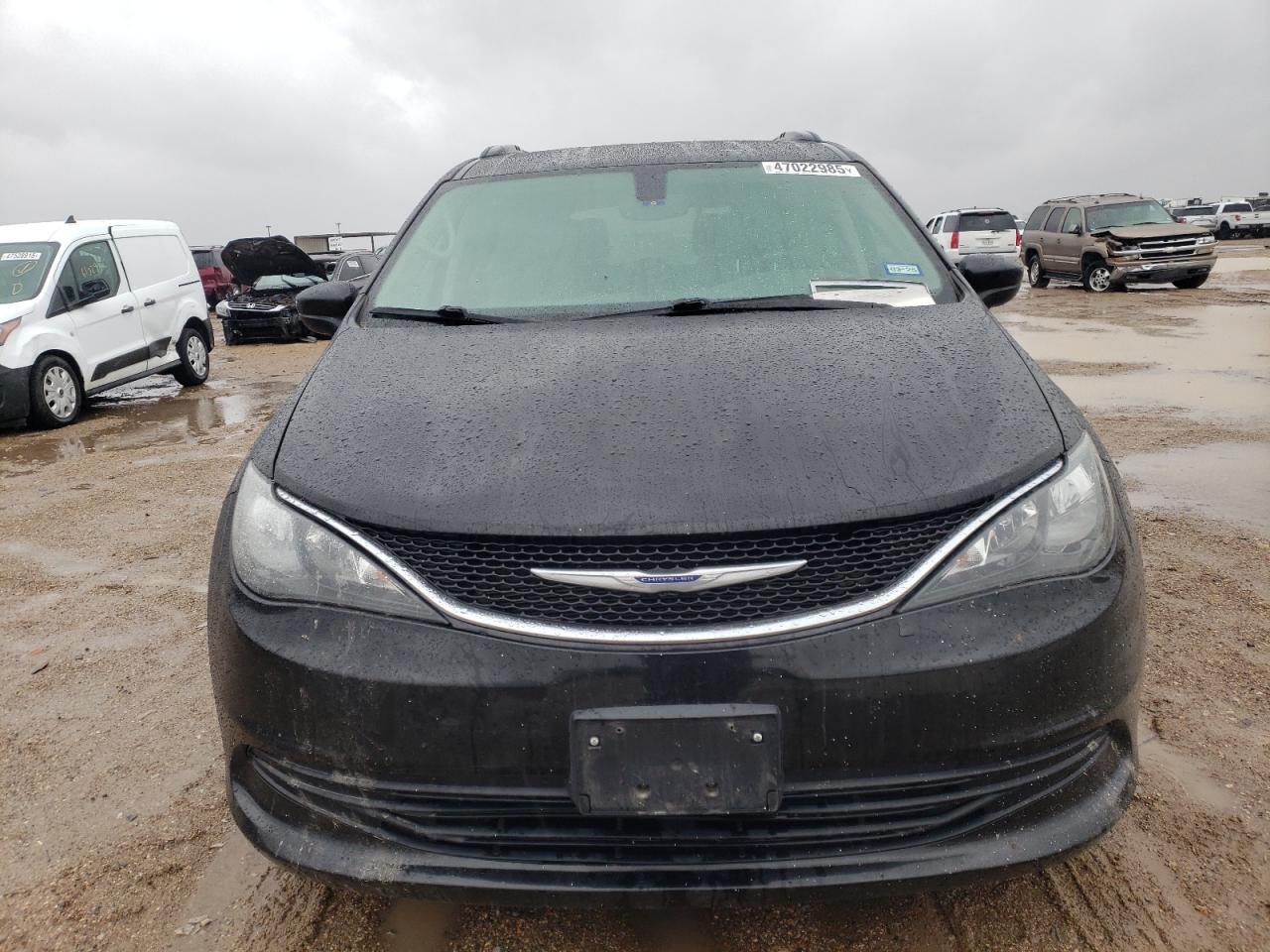 Автомобиль CHRYSLER VOYAGER LXI 2020 | GrandCar Автомобиль CHRYSLER VOYAGER LXI 2020 | GrandCar