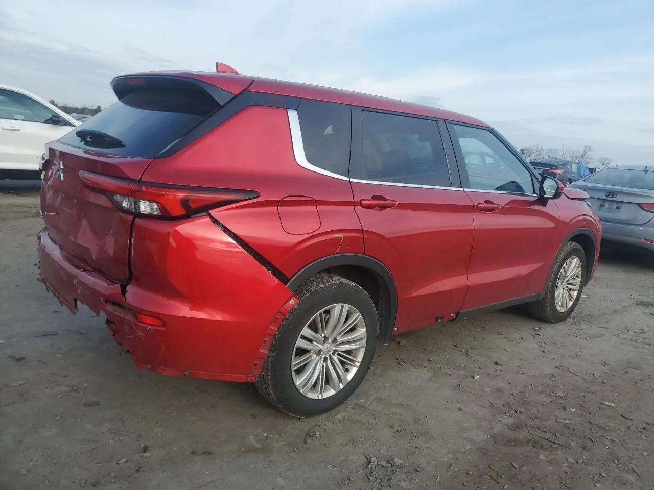 Автомобіль MITSUBISHI OUTLANDER ES 2022 | GrandCar Автомобіль MITSUBISHI OUTLANDER ES 2022 | GrandCar