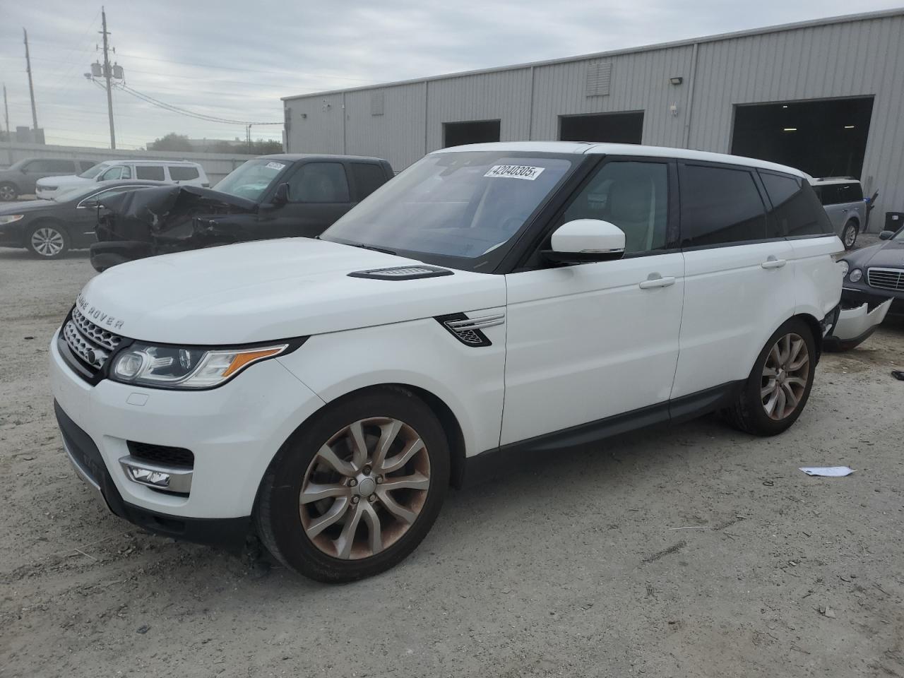 Автомобіль LAND ROVER RANGE ROVER SPORT HSE 2017 | GrandCar