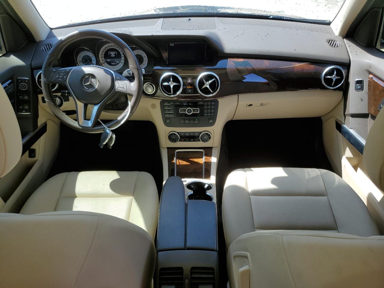 Автомобиль MERCEDES-BENZ GLK 350 2015 | GrandCar Автомобиль MERCEDES-BENZ GLK 350 2015 | GrandCar