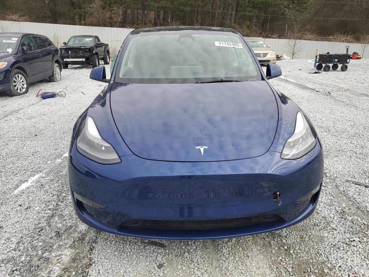 Автомобіль TESLA MODEL Y 2023 | GrandCar Автомобіль TESLA MODEL Y 2023 | GrandCar