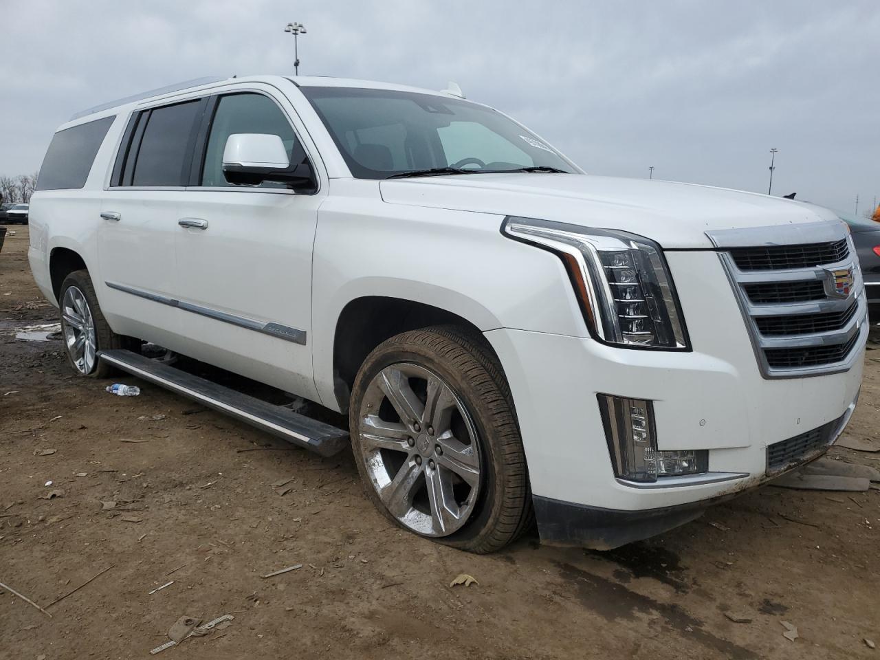 Автомобиль CADILLAC ESCALADE ESV PREMIUM 2016 | GrandCar