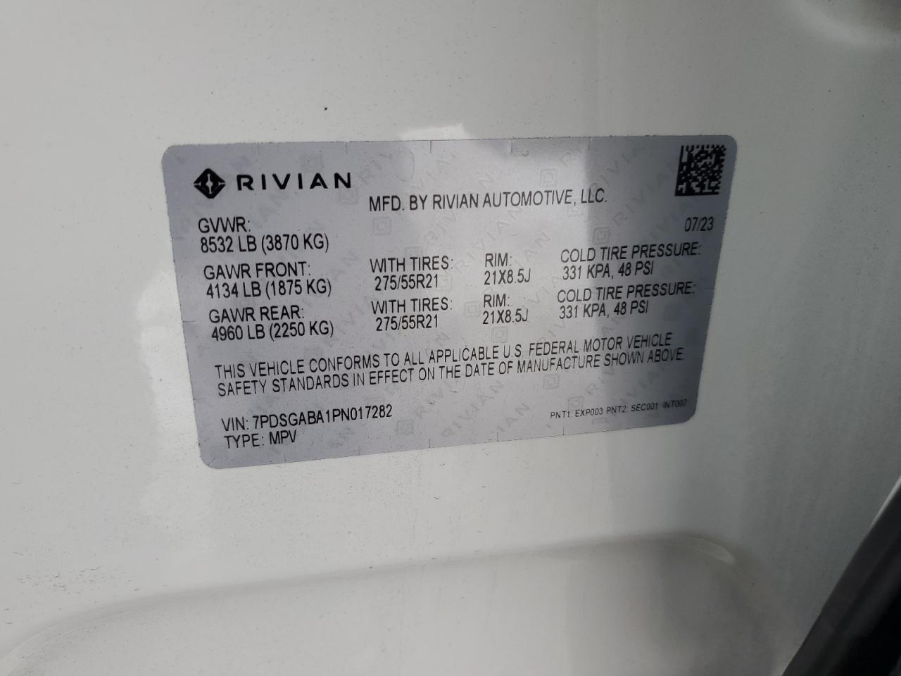 Автомобиль RIVIAN R1S ADVENTURE 2023 | GrandCar Автомобиль RIVIAN R1S ADVENTURE 2023 | GrandCar